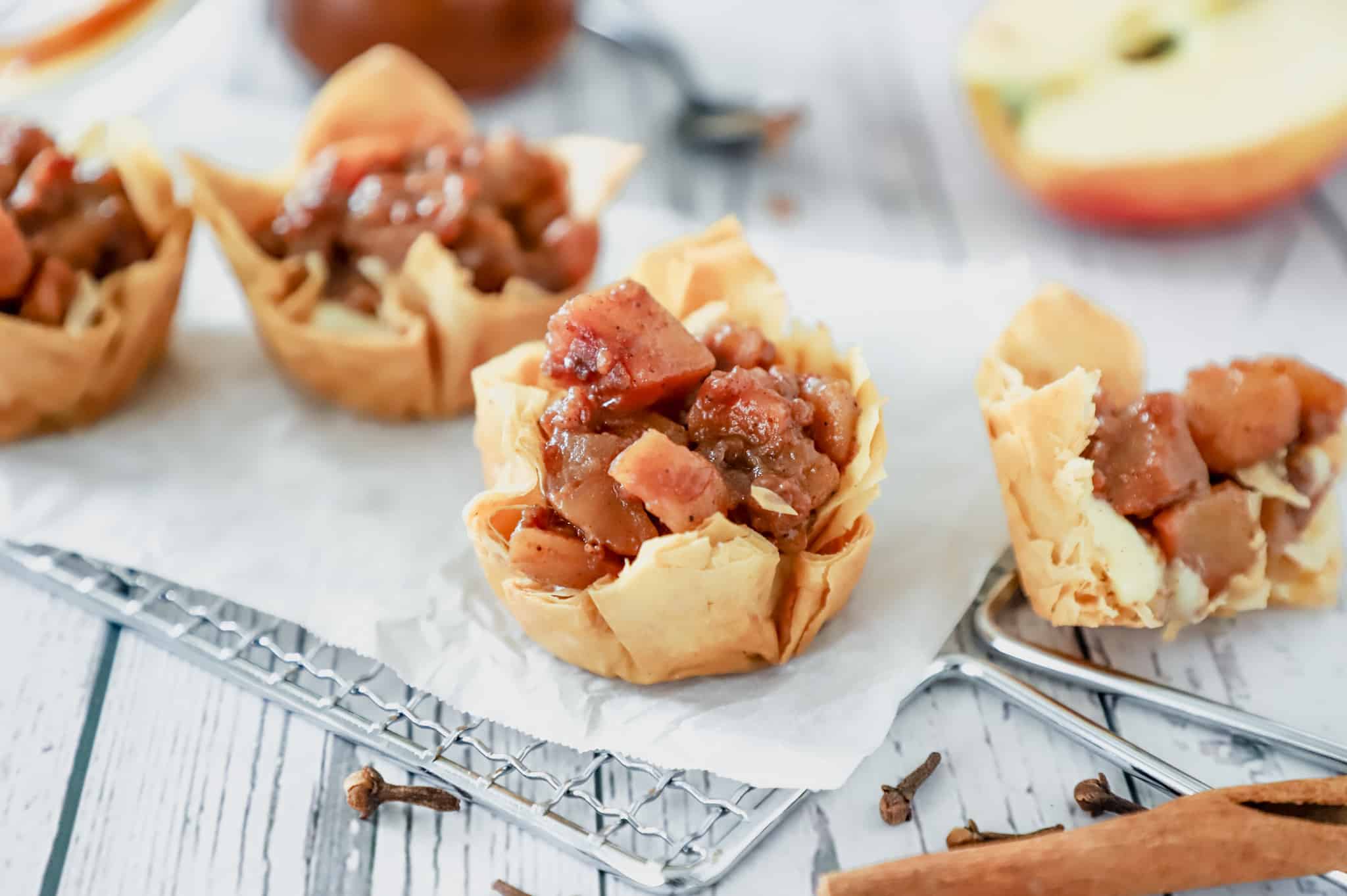 No Bake Apple Pie Phyllo Cups - Spoon Me Slender